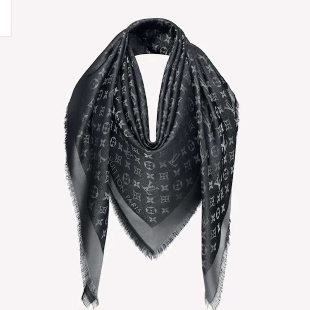 Authentic Louis Vuitton Monogram Shine Shawl